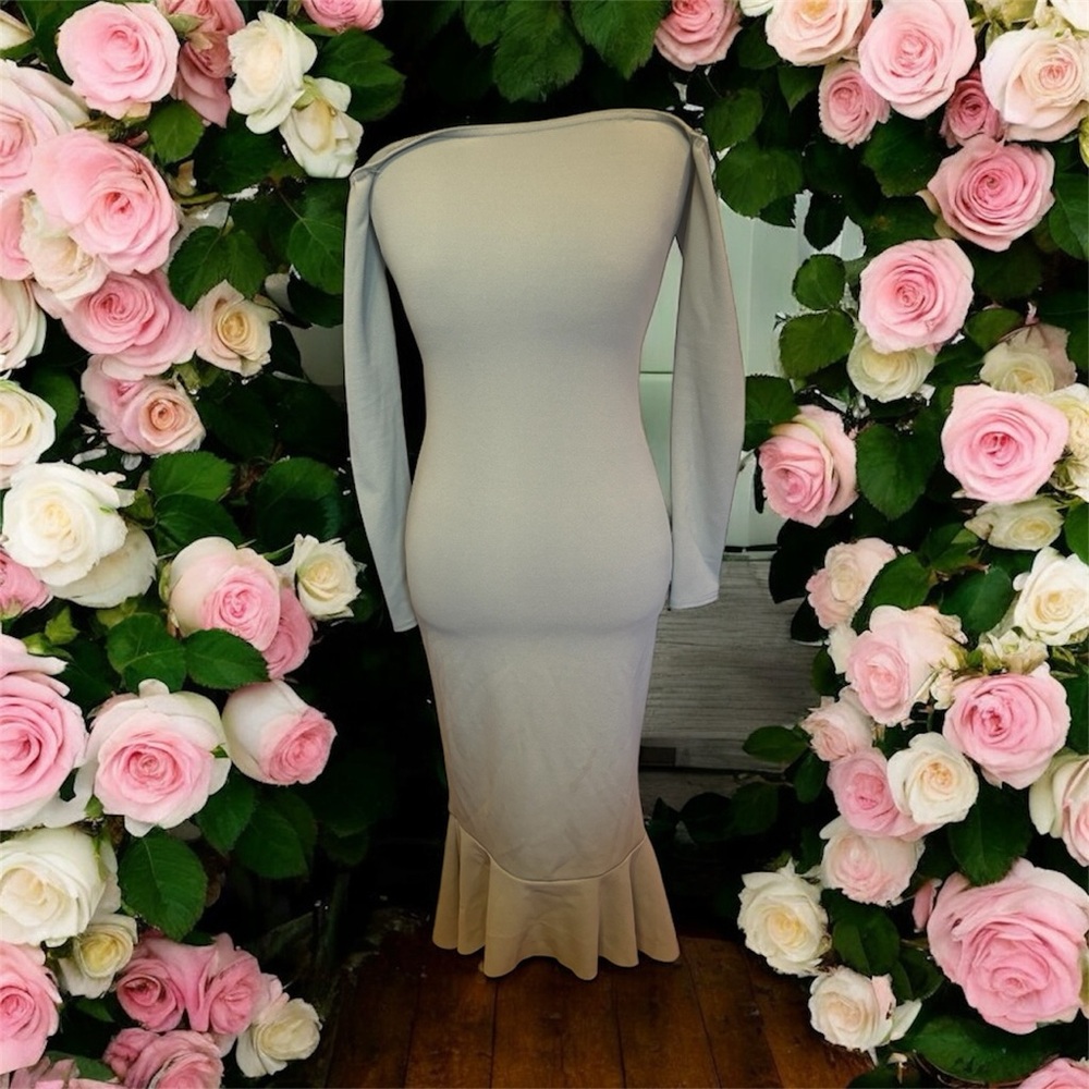 Missguided Cream Long Sleeve Dress